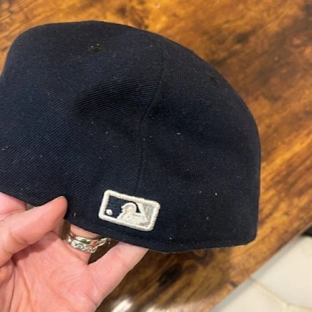 New York Yankes navy cap baseball hat new era size 7 5/8